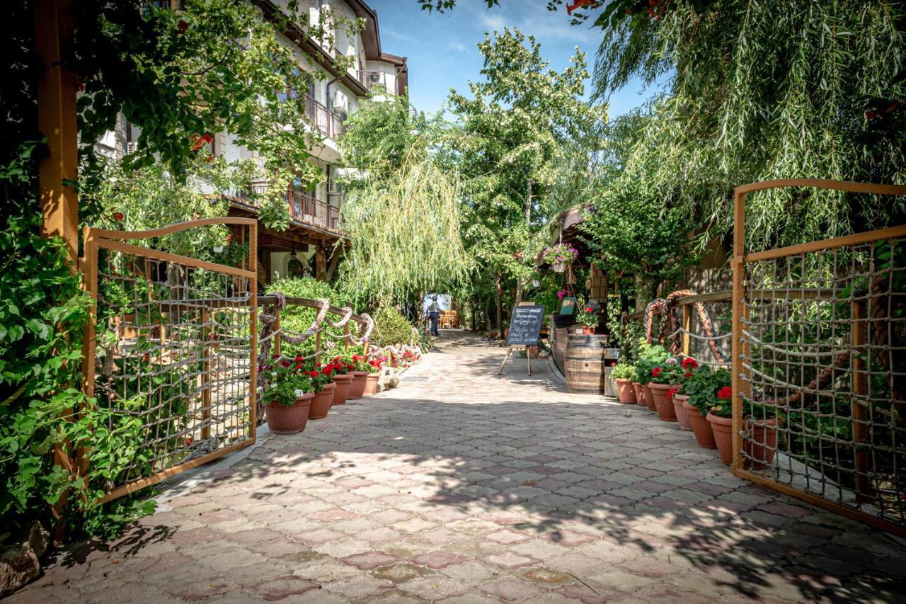 Hotel Insula Neptun Luaran gambar